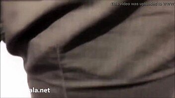 exhib je me fais baiser par le serveur du resto dans les toilettes