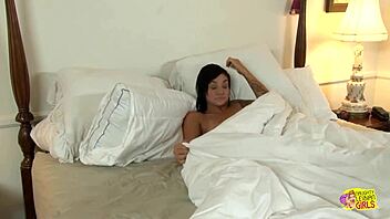 Good lesbian threesomes are rare, making this shaved brunette threesome priceless