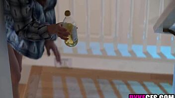 young bride cares for her lover 😘