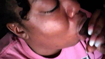 Tony gee deepthroats with choking and gagging 😍 amateurs love it.