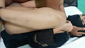 Muslim Girl's Boyfriend Desi Fucking with Handjob and Orgasm