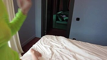 who wouldnt give this employee a raise for pov fucking and cum in mouth