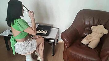 Strict teacher prefers sex doll over music lesson?