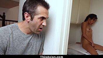 Wow! Asian Babe Busted with Massive Dildo Play