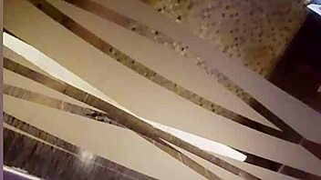 redhead babe washes her tight ass in the bathroom for me 😏