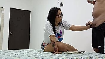 Será que meu sogro sabe agradar com bunda grande?