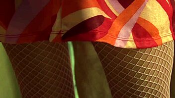 tia layne and jenny babby really like those big glass sex toys for their playtime