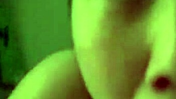 한국 MILF가 남편의 큰 흰 자지 갈구하는 뜨거운 POV 액션