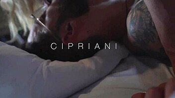 latina's feet fetish quickie