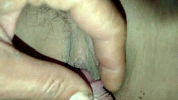 teen gives the nicest erotic blowjob ever 😍