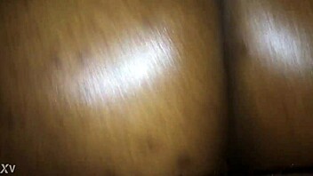 Chocolate BBW shakes her big fat ass.