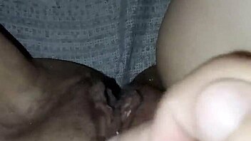 Gretala flashes her pussy