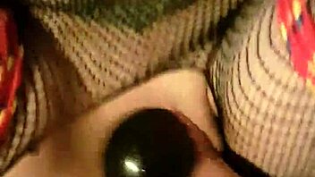 Do you want to see this huge ass get fisted?