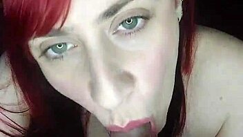 Красивая латина просыпается, жаждая интенсивного минета в POV