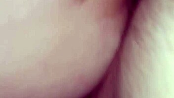 Peruvian babe takes it in the ass 😏