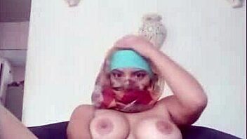 Real amateur arab in hijab niqab masturbation to squirting orgasm on webcam while arab husband away
