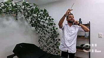 Masajista Wants HAPPY ENDING With BIG DICK Part 1 - Salome Gil