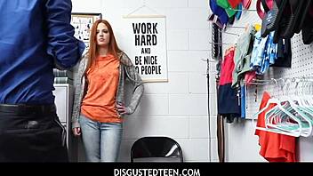 did scarlett mae get caught stealing tv and fucked by the officer?