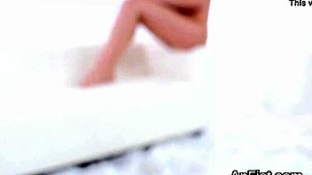 Ököllel baszom a lédús pinákat és segglyukakat!