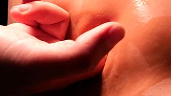 Practice picking her pussy with handjob and assfucking on real doll