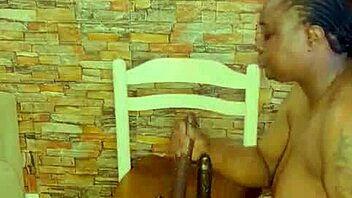 Sundaydogood614 Feels Deep with Shaved Lesbian Homemade Retro Action