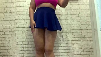 My stepsister got an orgasm without panties at home