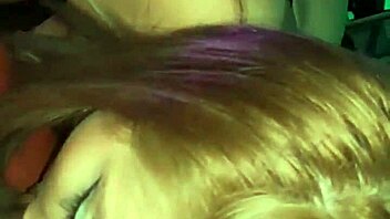 Cuando lo mamo agarro la polla como si fuese mi biberón me tomo la leche y me sabe a klim!