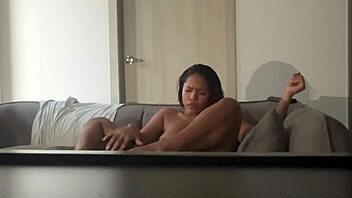 I orgasmed while they ate my pussy -amateur couple- nysdel