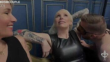 lick my sweaty armpits, you goddess worshipper