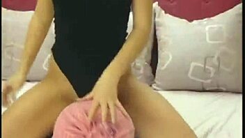 webcam unitard pillow dance with masturbation