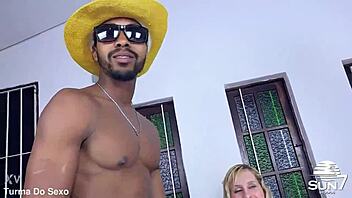 another angle of blonde beginner workout