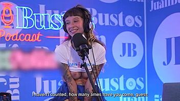 Latina Slut Deepthroats Juan Bustos