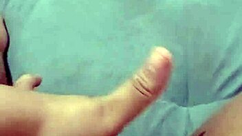 i'm touching my wet pussy in minnie shorts, moaning so loud while fingering