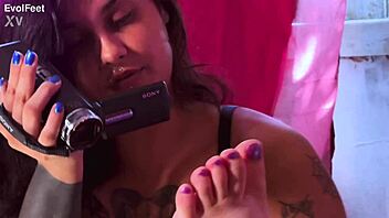 Some latina feet to help you through the week with tickling and fetish