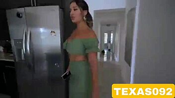 Lexis Star says her big ass gets a huge facial from Coke Cain