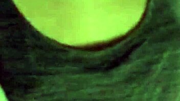 periscope girl touches herself!