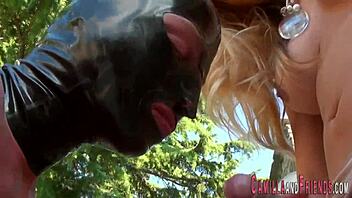 Fetish Shemale Jizzing Hard After Outdoor Assfucking Action