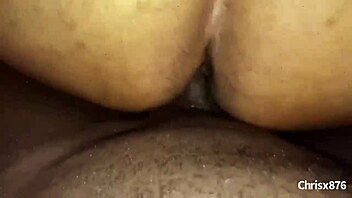 Look at that african booty from behind!