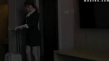 승무원인데 금욕 후 큰 자지 갈구해