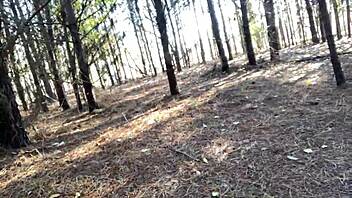 clitlicker662 getting wild outdoors with crazy public muff diving! 😜