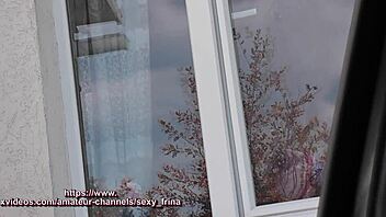 Public Nudity: Naked Milf in Stockings Washes Window for Taxi Driver.