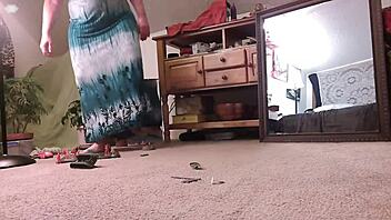 i'm giantess dawn and the army is coming for me