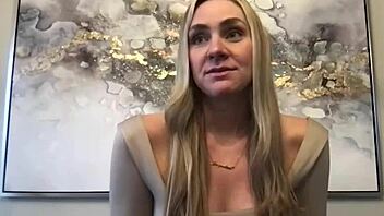 Meet jj, the new blonde milf model