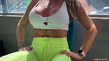 milf fabi drumond trains hard with her personal trainer