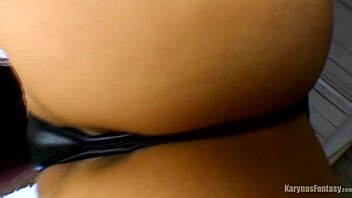 Jade performs face dance