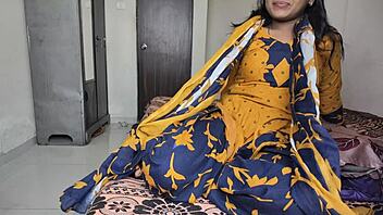 sexy bhabhi’s first wild encounter with raw action in hindi audio