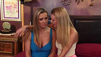 Natalia Starr and Tanya Tate lesbo fuck anal.