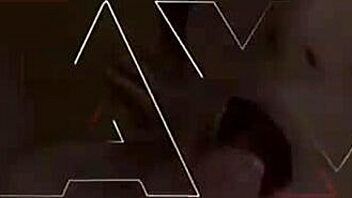 Nagyon geile vagyok intenzív baszásra!