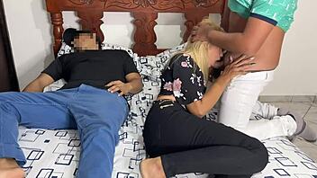 noche de pelicula con mi amigo y su novia ntr