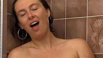 Lonely Showering Amateur With Small 18+ Tits Bathing In High Definition